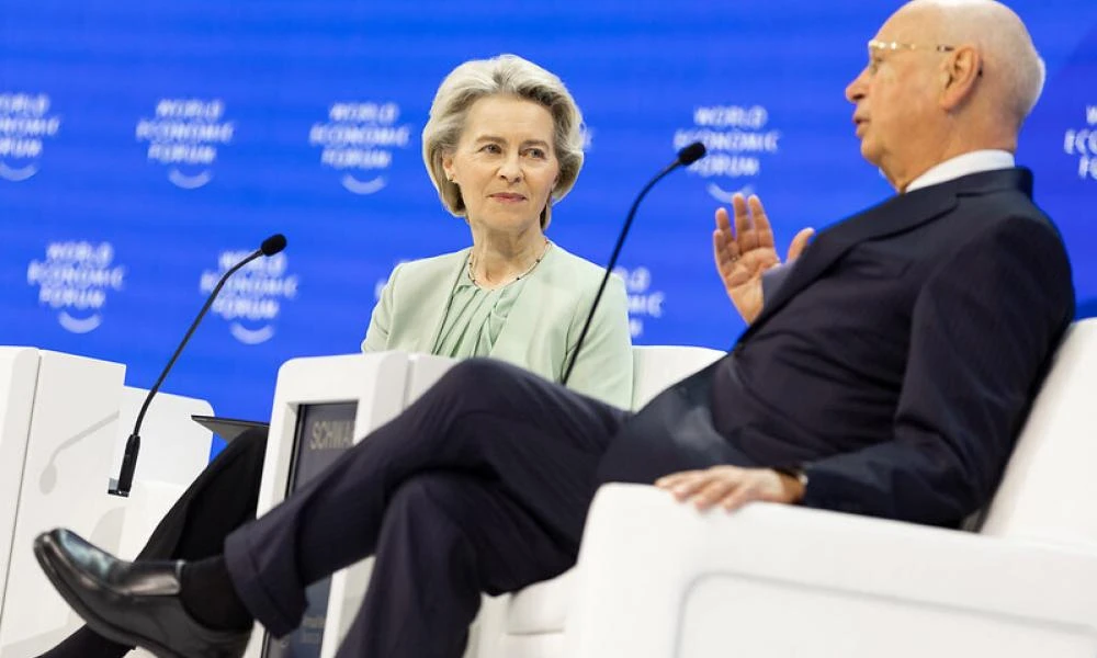 Η Φον ντερ Λάιεν ζήτησε στο Νταβός πλήρη έλεγχο των πληροφοριών στο διαδίκτυο με πρόσχημα την παραπληροφόρηση (Βίντεο)